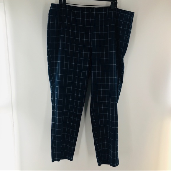 NWT J. Jill Essential Cotton Stretch Navy Plaid - Picture 2 of 10